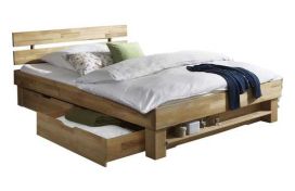 Holzbett